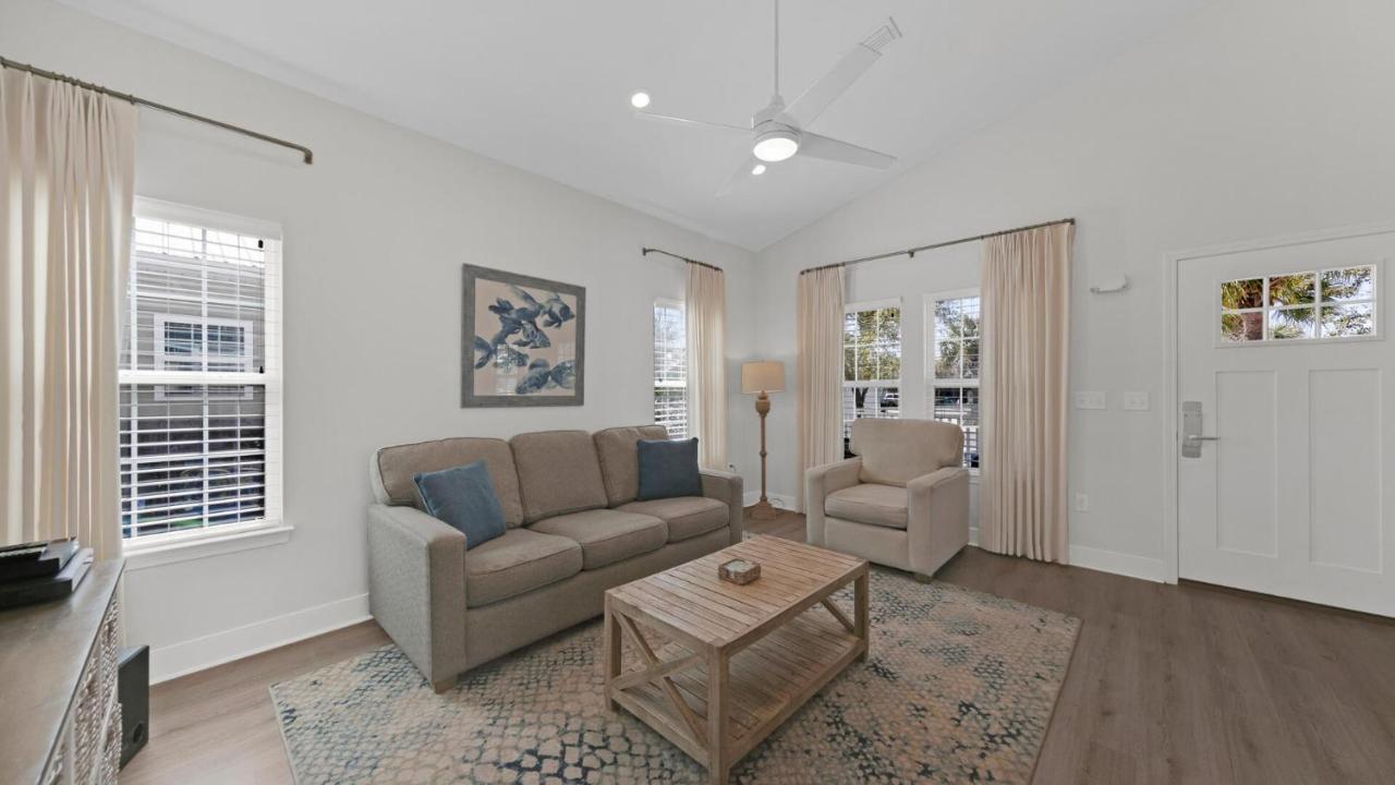Pelican House - Newly Remodeled, Professionally Decorated, Only About 1 Mile To Seaside! Santa Rosa Beach Exterior photo